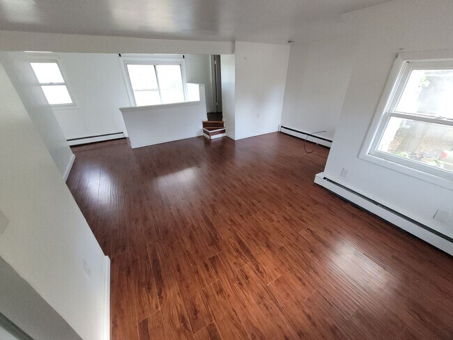 Building Photo - 776 NY-284