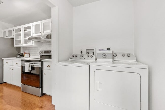 Building Photo - 26 One Blf Ln