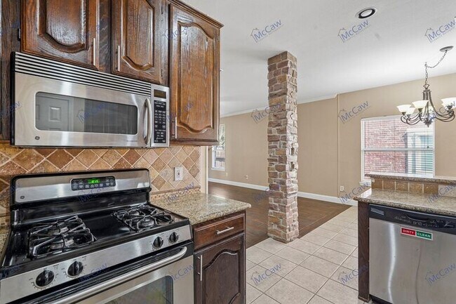 Building Photo - 5305 Timber Ct