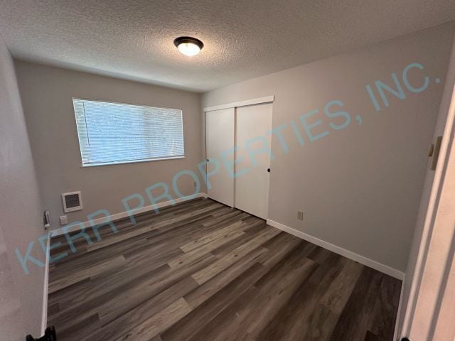 Building Photo - 7703 NE Fremont St