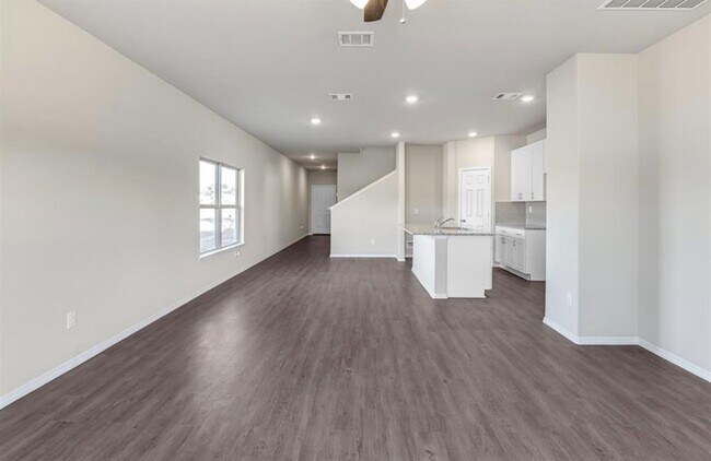 Building Photo - 9617 Last Maples Trl