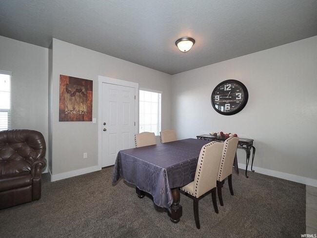 Building Photo - 1646 Venetian Way
