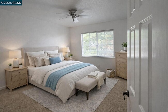 Building Photo - 350 Caroni St