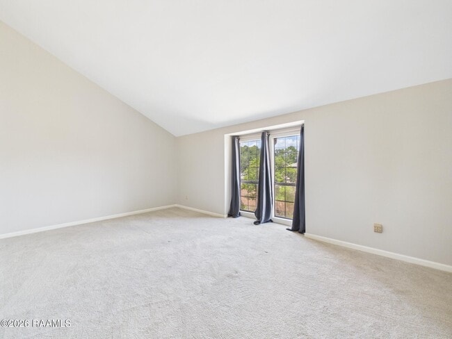 Building Photo - 604 Briargate Cir
