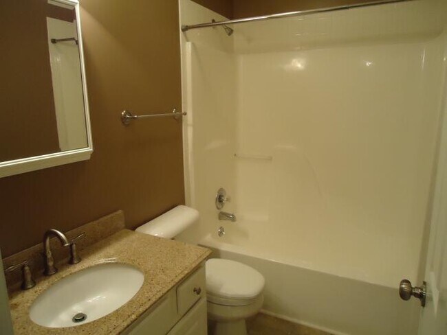 Building Photo - 3176 Turtle Creek Ct