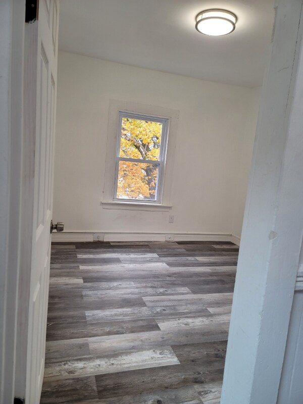Building Photo - 135 Willow St
