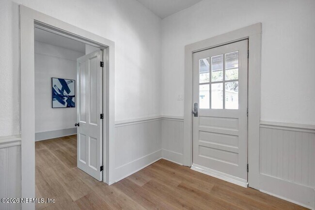 Building Photo - 23 Mulberry St