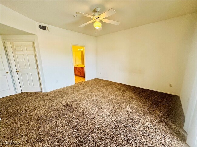 Building Photo - 833 Aspen Peak Loop