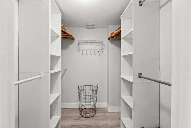 Building Photo - 3570 S Ocean Blvd