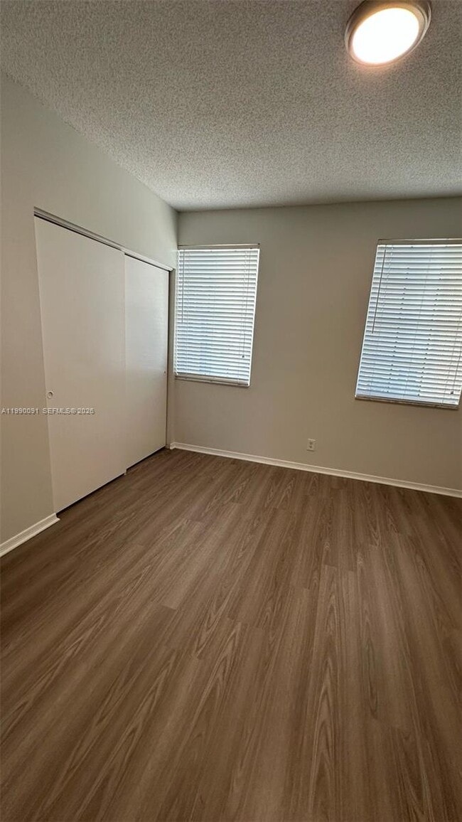 Building Photo - 50 Key W Ct