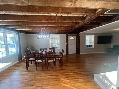 Building Photo - 6049 S Bay Rd