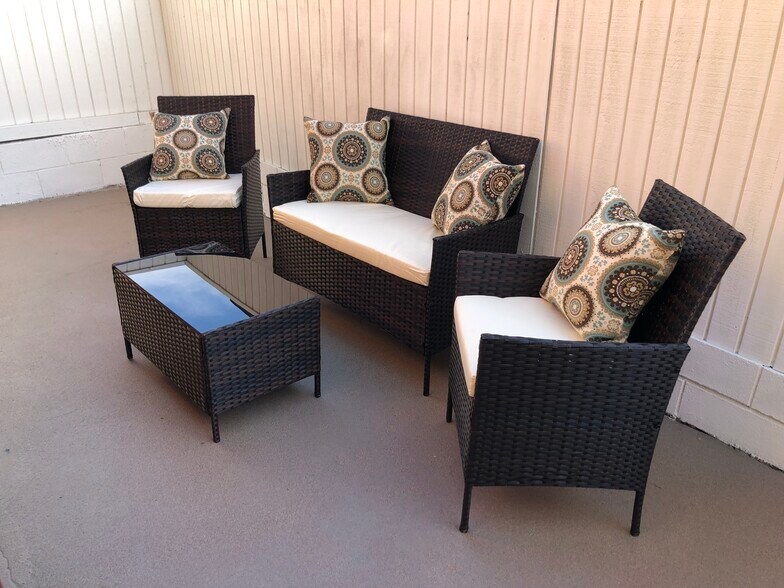 Building Photo - 2950 Columbia St