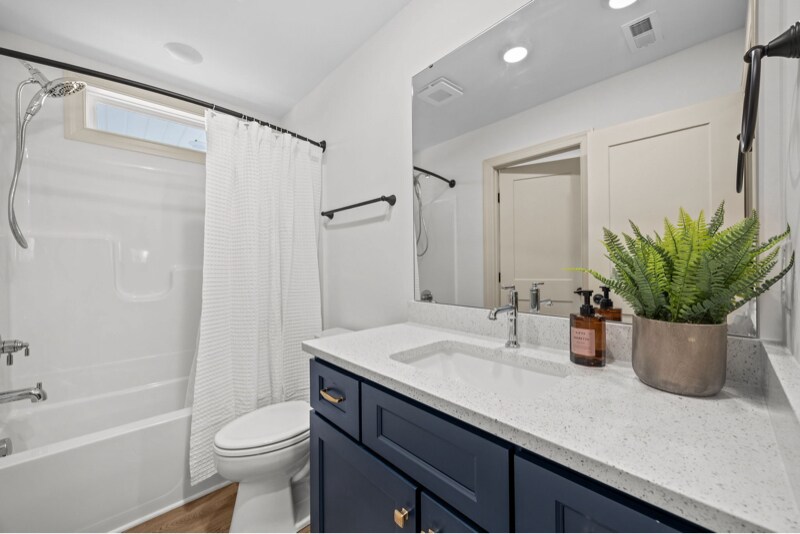 Building Photo - 1802 Rominger Rd