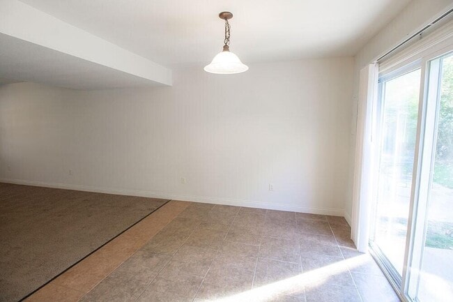 Building Photo - 4612 Dehaven Dr