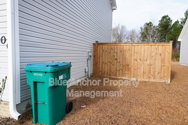 Building Photo - 206 Browns Ferry Rd