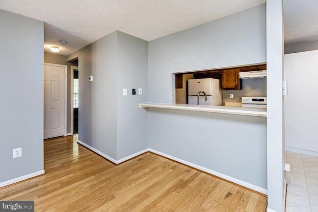 Building Photo - 4732 Dorsey Hall Dr