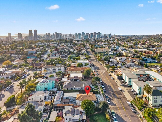 Building Photo - 2735 Broadway-7