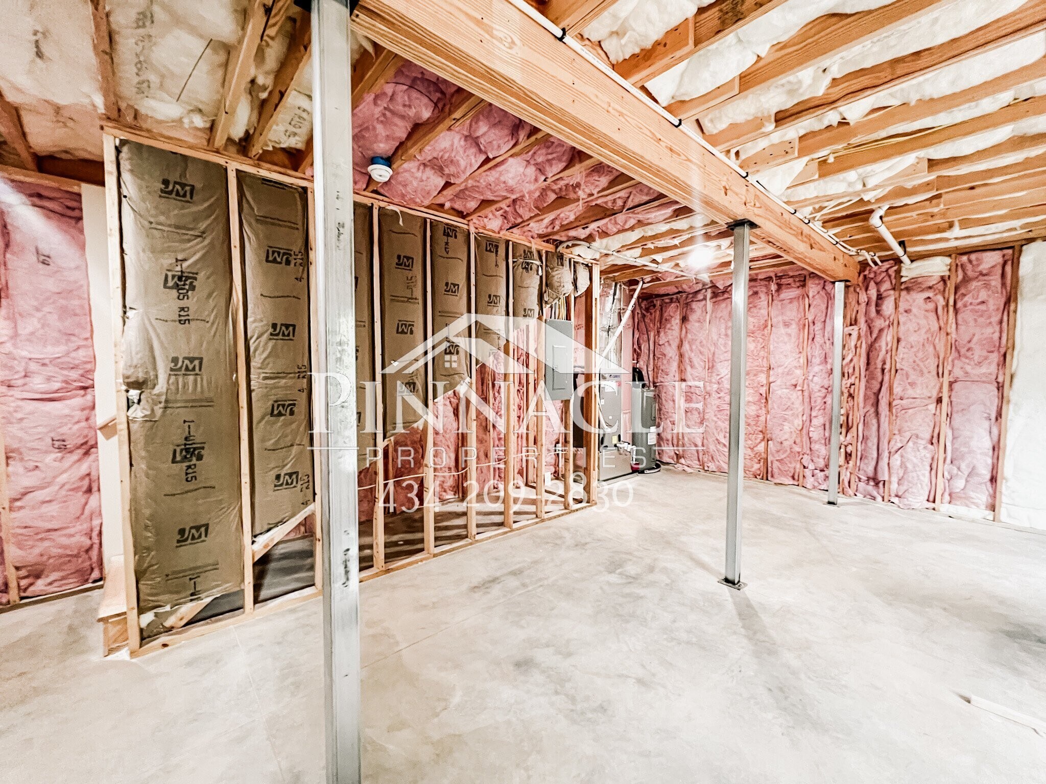 Building Photo - 2305 Tazewell Ave