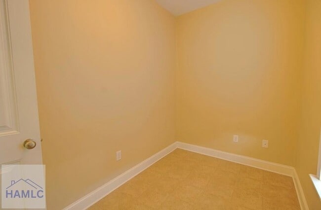 Building Photo - 1206 Peacock Trail