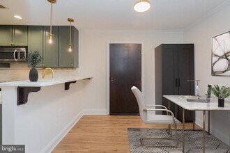 Building Photo - 1323 Clifton St NW