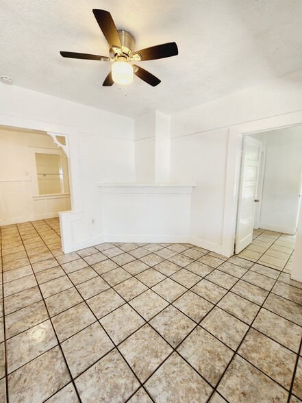 Building Photo - 118 Baker Way