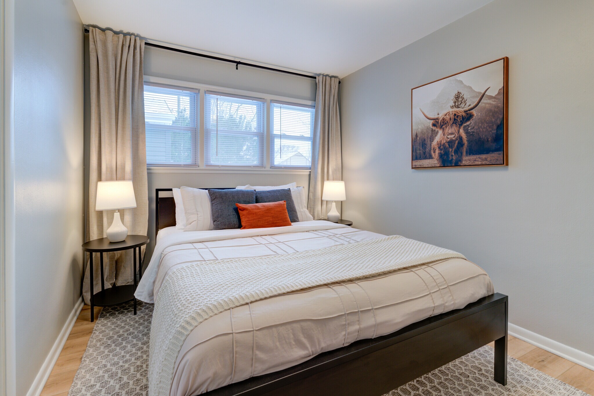 Building Photo - 834 Oregon St