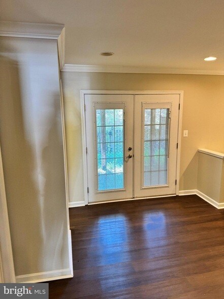 Building Photo - 8825 Goose Landing Cir