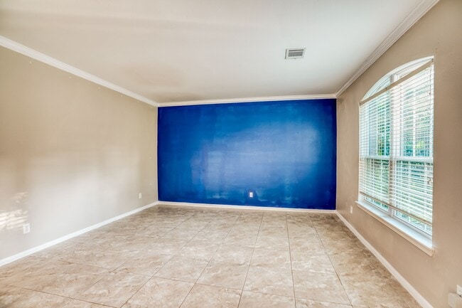 Building Photo - 2309 San Augustine Ln