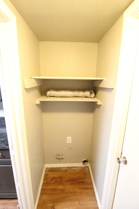 Building Photo - 1932 Lariat Cir