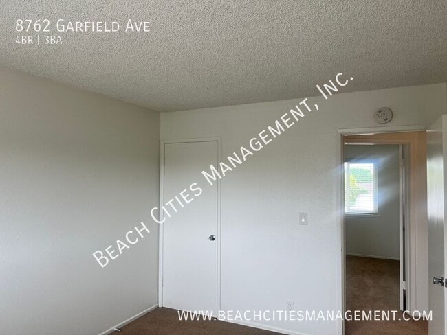 Building Photo - 8762 Garfield Ave