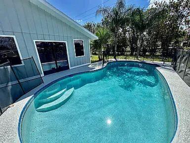 Building Photo - 6109 Tangelo Dr