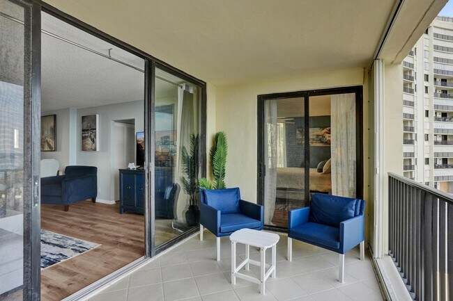 Building Photo - 300 Ocean Trail Way