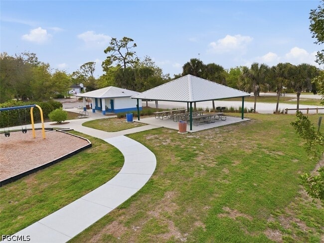 Building Photo - 10087 Amicola St