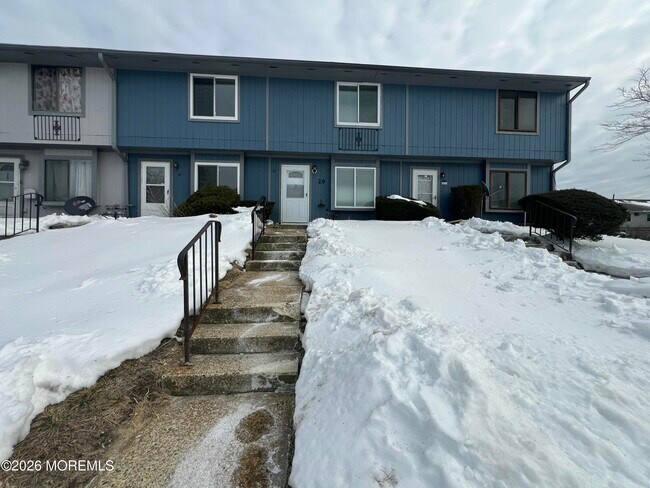 Building Photo - 29 Sawmill Rd