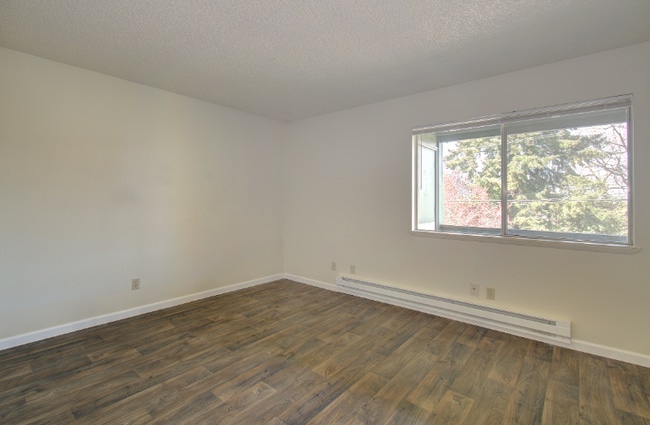 Building Photo - 3102 Harney St