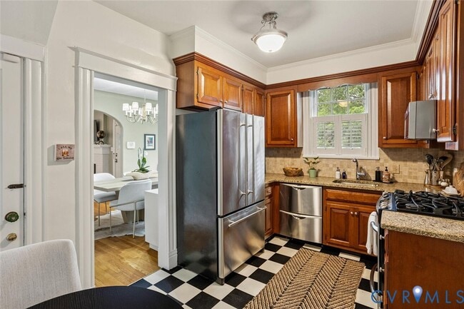 Building Photo - 4323 Fauquier Ave