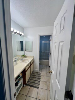 Building Photo - 1617 Long Ridge Ct