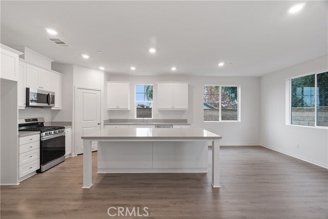 Building Photo - 34222 Travis Ln