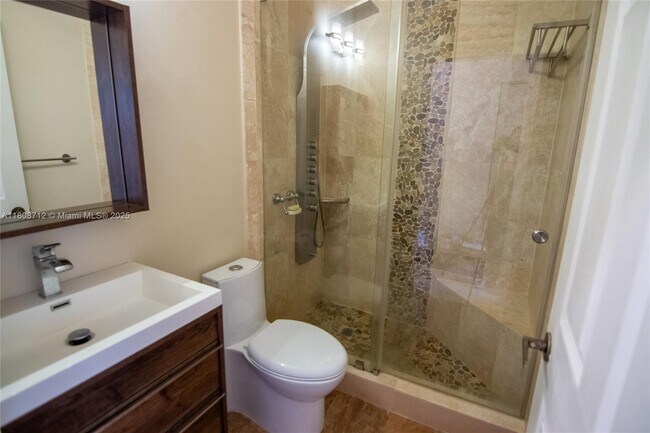 Building Photo - 1714 Victoria Pointe Cir