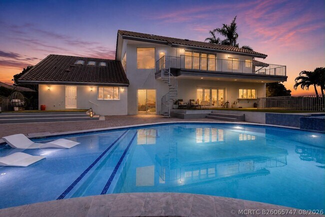 Building Photo - 8709 Banyan Ct