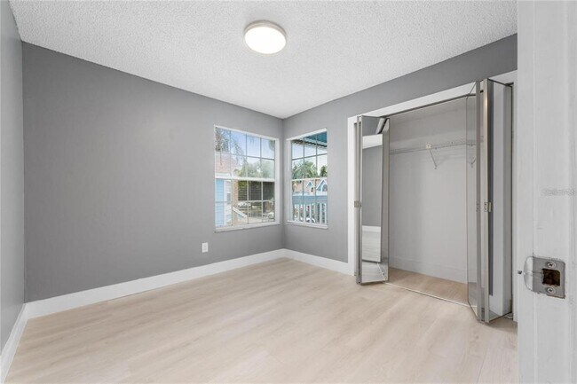 Building Photo - 2727 N Poinciana Blvd