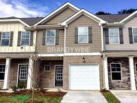 Building Photo - 1930 Old Dogwood