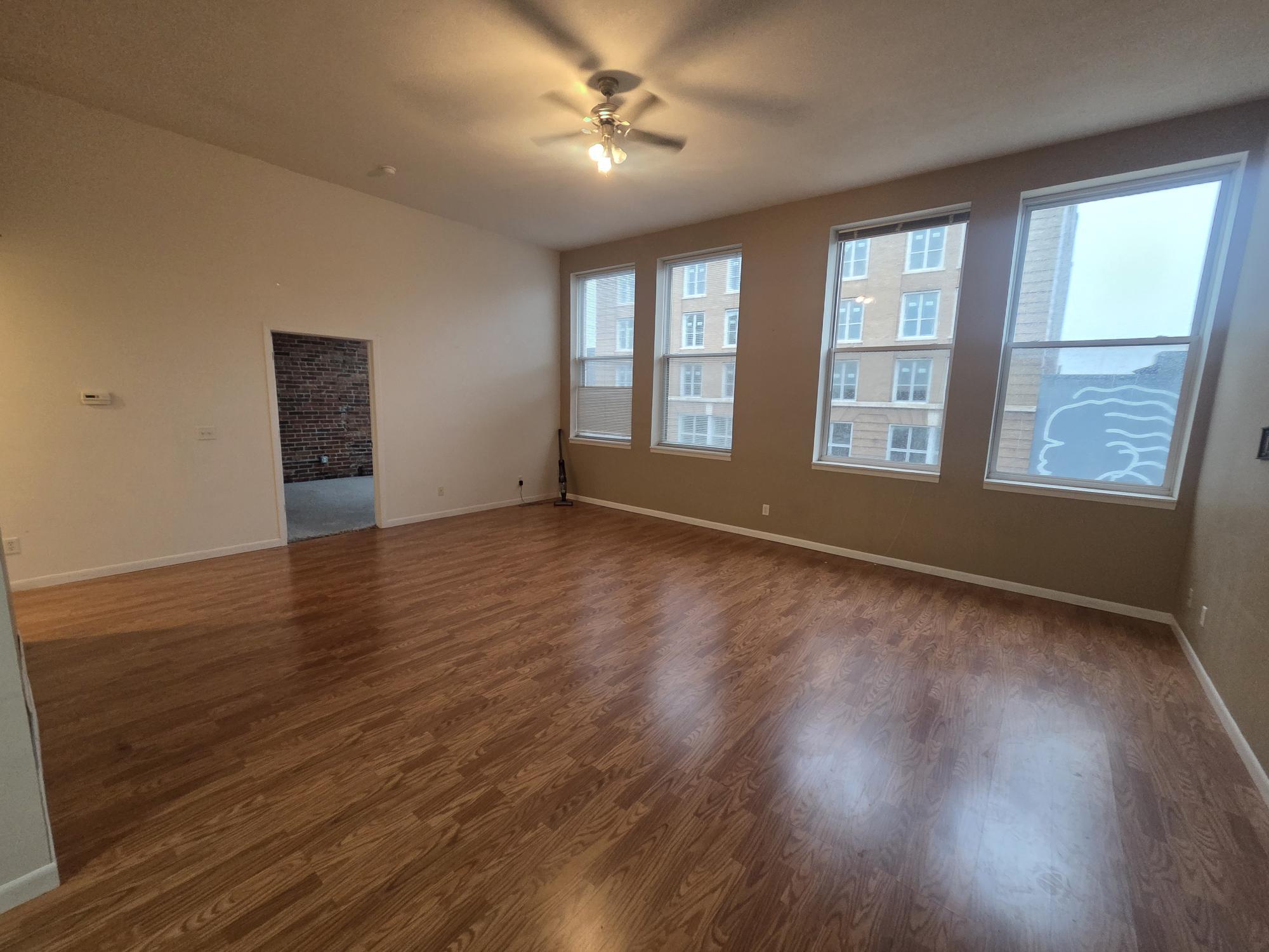 Building Photo - 1706 2nd Ave