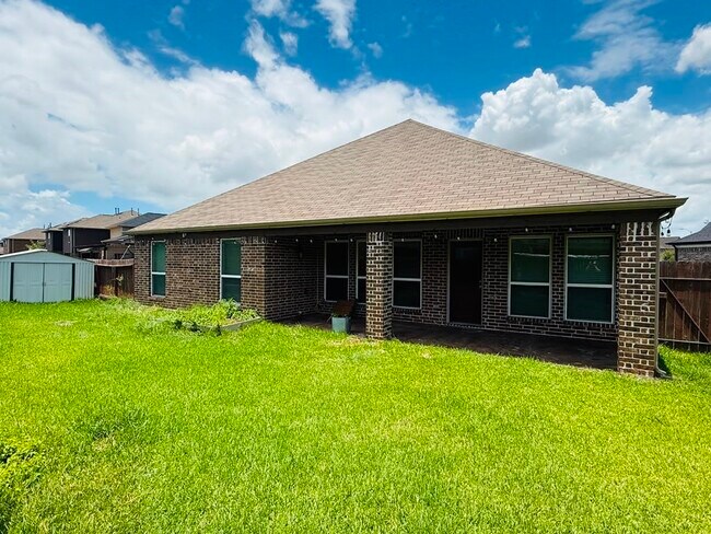 Building Photo - 23703 Early Maple Ct