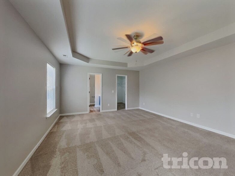 Building Photo - 851 Red Oak Tree Dr