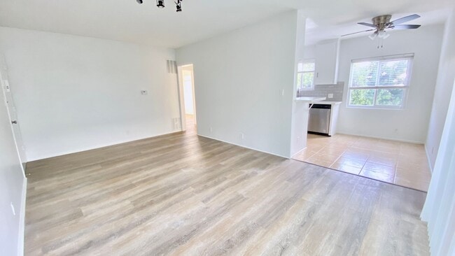 Building Photo - 9030 Harratt St.