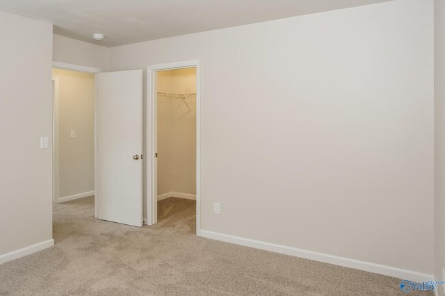 Building Photo - 119 Belle Haven Dr