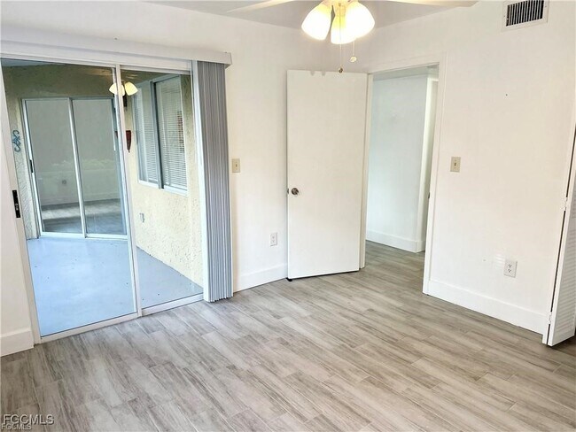 Building Photo - 3120 Seasons Way