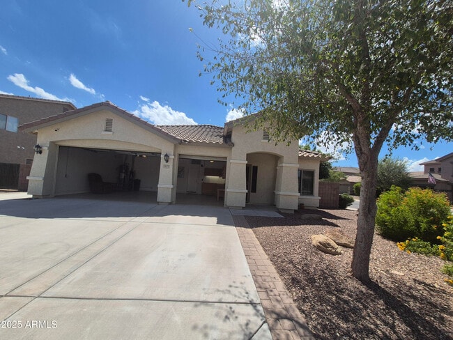 Building Photo - 44621 Redrock Rd