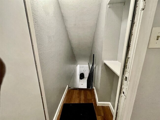 Building Photo - 2019 Place Rebecca Ln